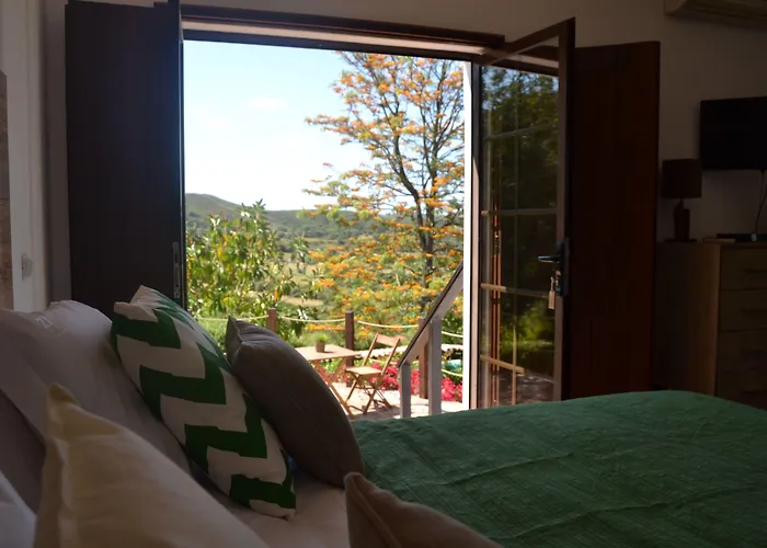 ゲストハウス Nature Vale Fuzeiros